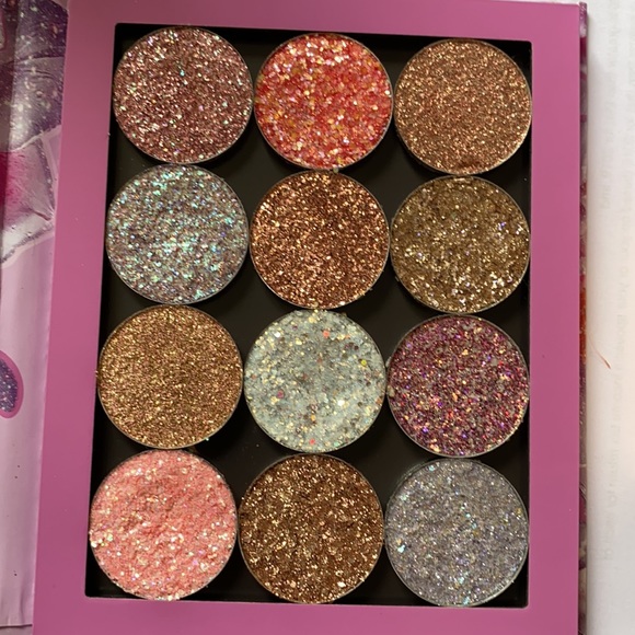 Colourpop bundle (flexitarian, DGAF, Moonwalk +) - Picture 3 of 5